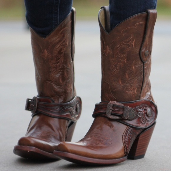 Corral Shoes - Corral Saltillo Golden Harness Tooled Boots